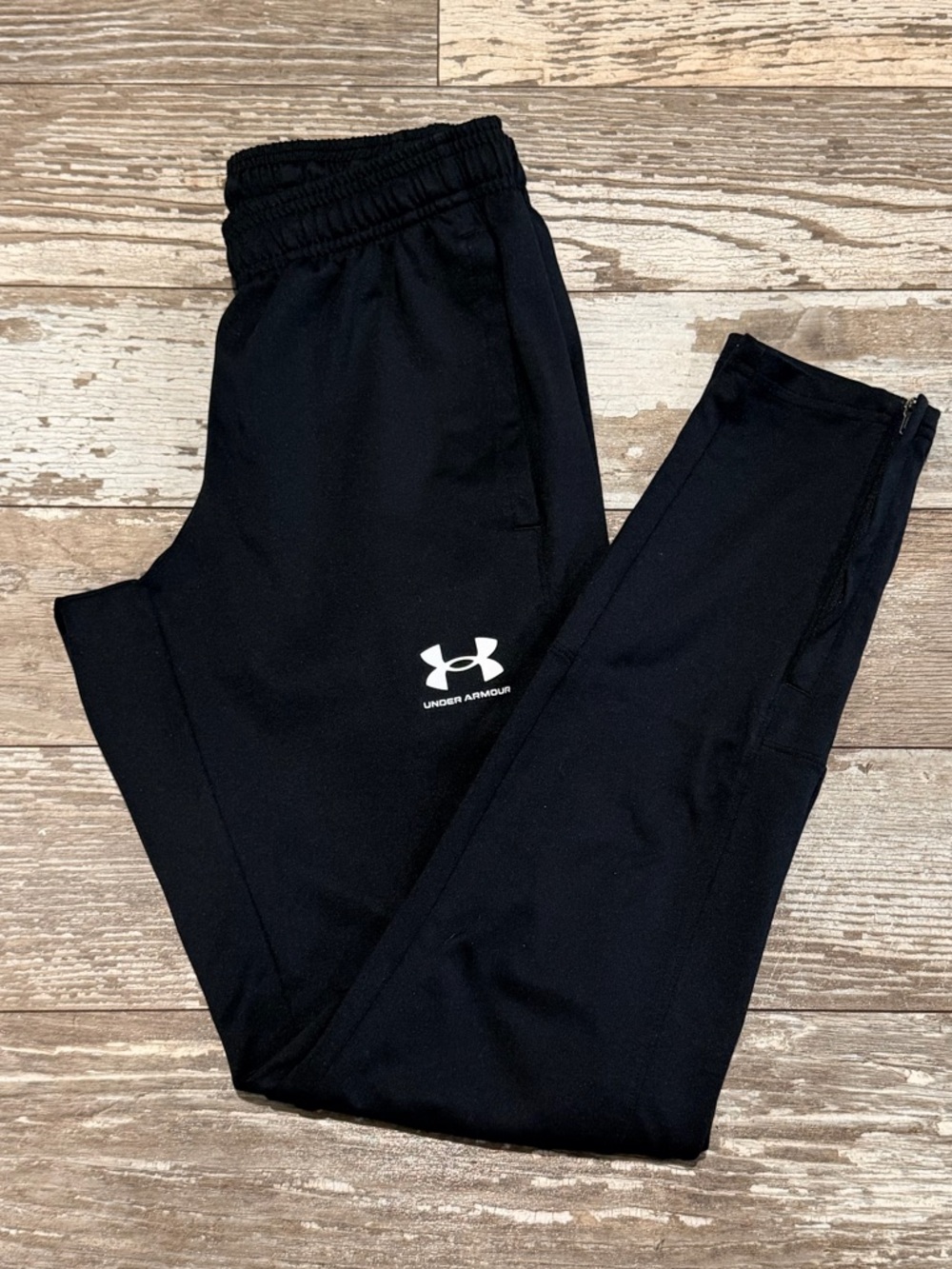 Under Armour Black Joggers With Pockets And Zipper Ankle Size XS